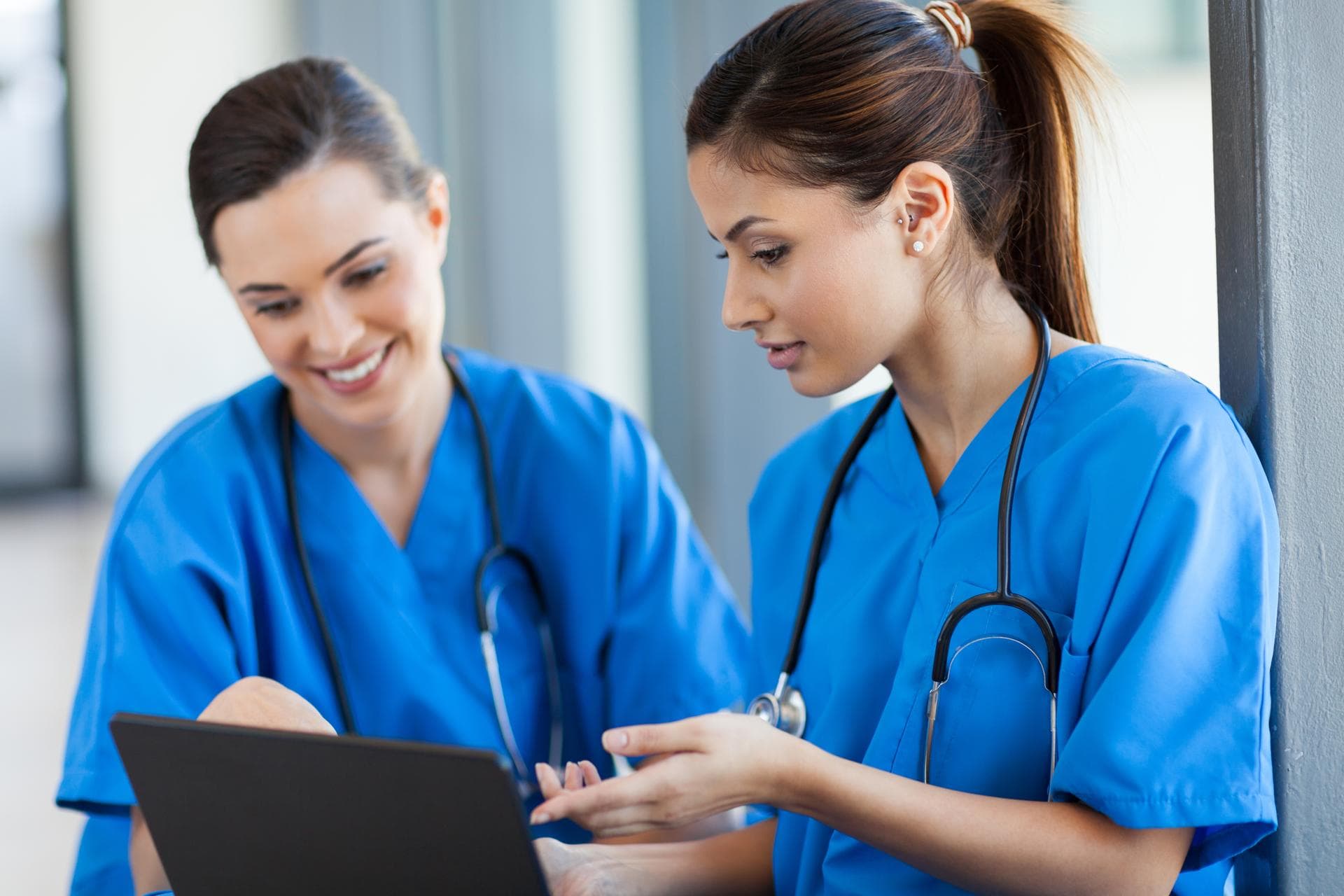 Why Students Search for “Write My Nursing Paper” Services They Can Trust