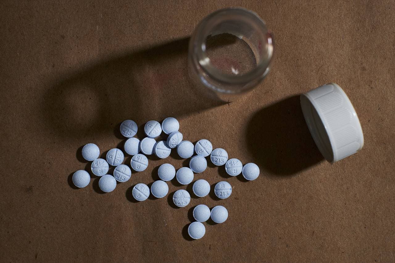 2090 V – 2090 V Pill Identification: Xanax Strength, Uses &amp; Safety