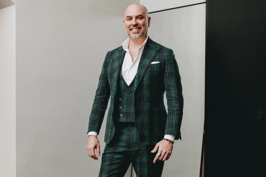 The Top 3 Groom Trends for Fall/Winter 2025–26: The Return of Classic Swagger