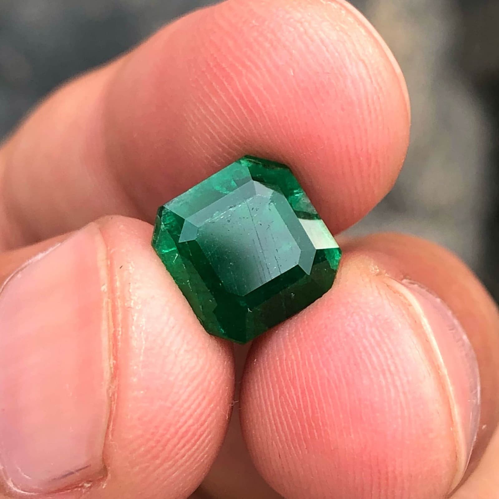 Blue Sapphire Trends – Shop Modern Styles at Nash Gems