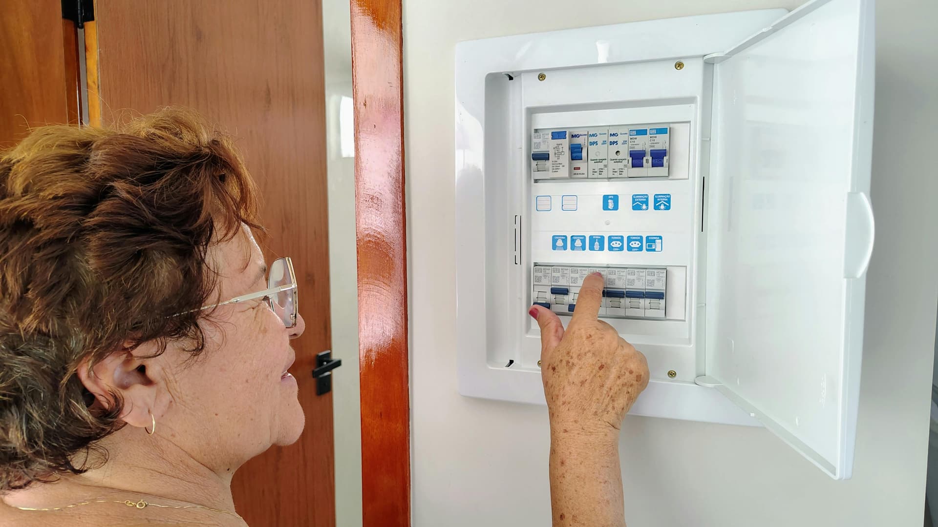 When to Consider Whole House Rewiring in Delaware, Ohio