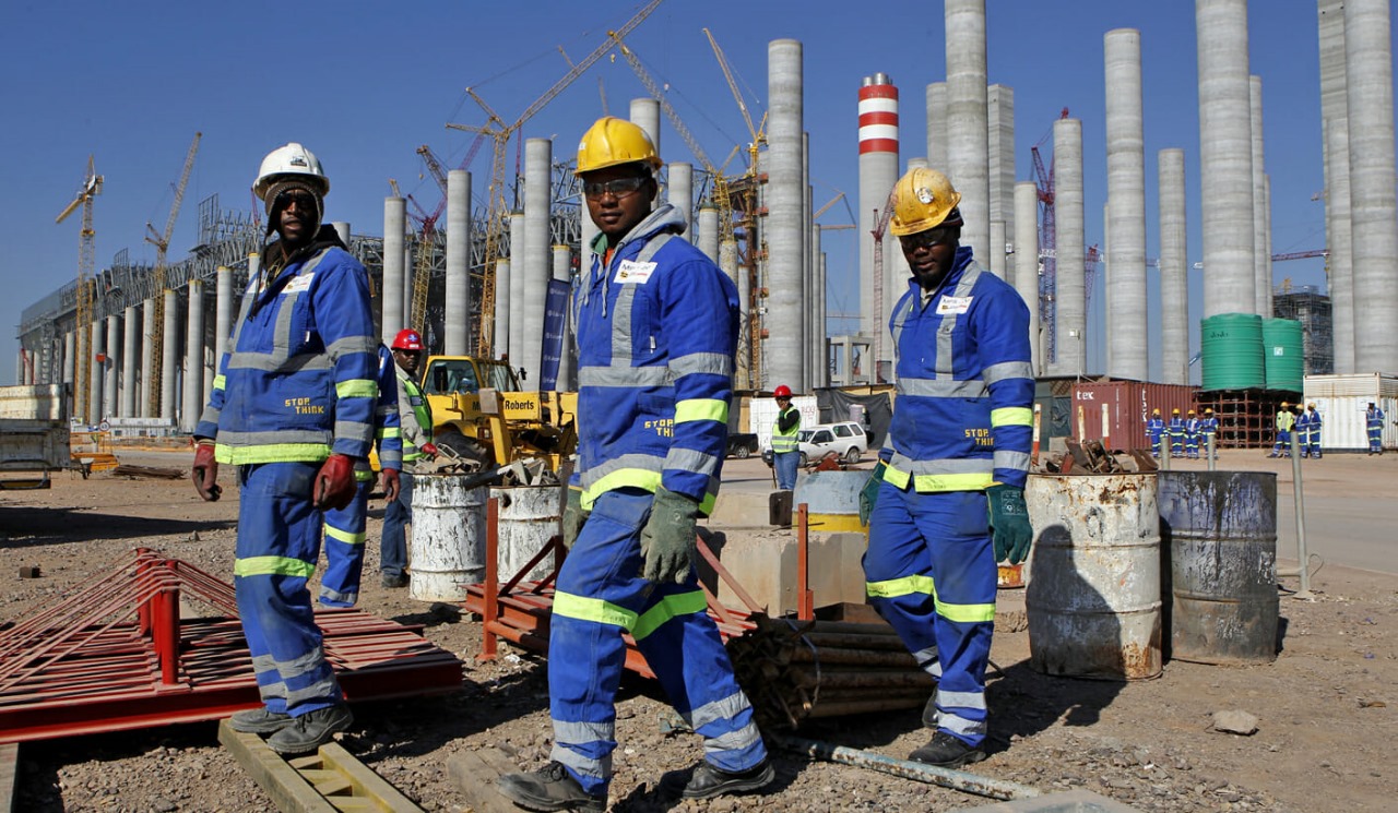 Enhancing Construction Site Safety Through Workforce Education