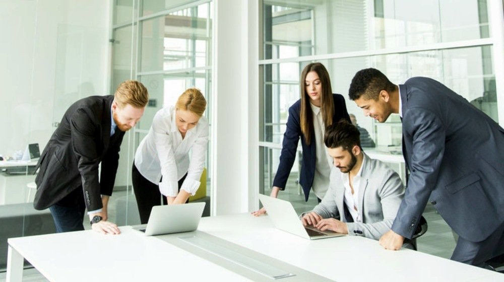 Akountify: The Smarter Path to Rent LinkedIn Profile and Boost B2B Outreach