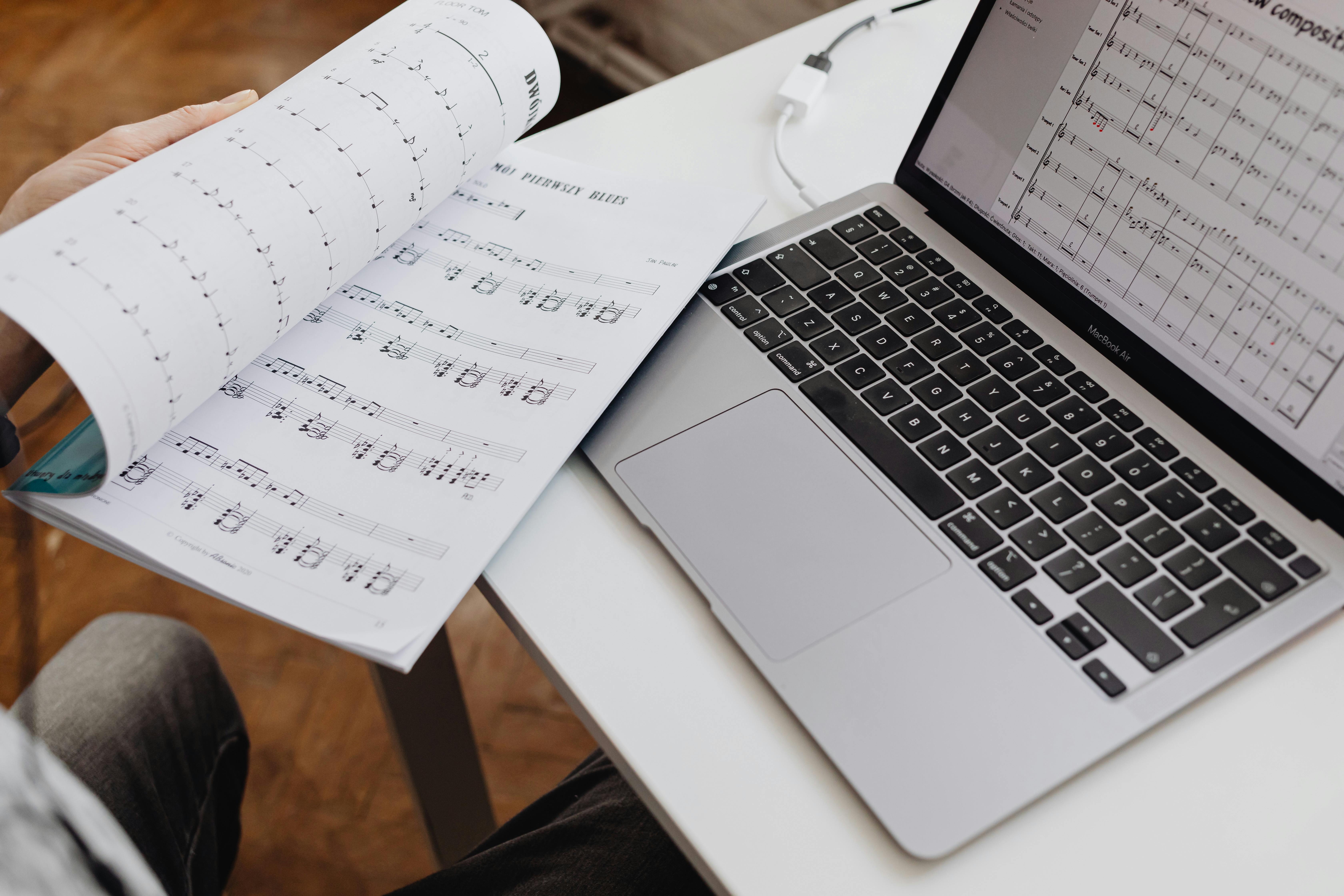 Purchasing Consultant Strategies That Help Businesses Achieve Cost Reduction