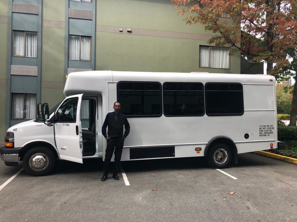 Best Vancouver airport limo rates for Reliable Transfers