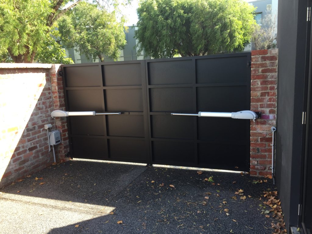 Modern Aluminium Driveway Gates Melbourne Solutions | First Choice Gates